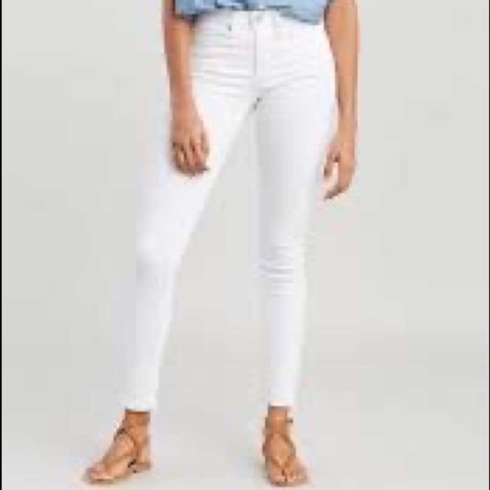 Levi’s White Legging Ultra Skinny Denim Jeans